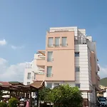 Hotel Family Berlin 3*