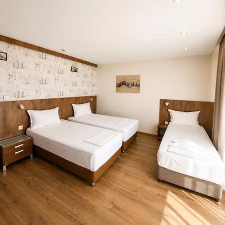 Family Berlin Hotel 3*